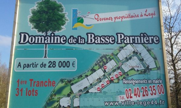 Terrain de 526m² à Legé - Panneau 4x3m - Mon Projet Maison, Constructeur de Maisons en Loire Atlantique 44