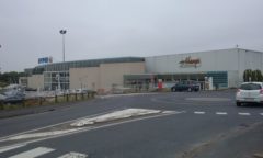 Construire à Vallet -  Hypermarché