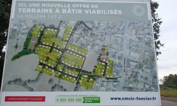 Terrain de 396m² à Petit-Mars - Panneau 4×3 La Pellera